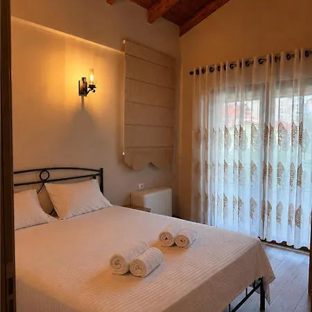 Ts Villa-mountain Views, Fireplace & Rustic Luxury Vila Krujë
