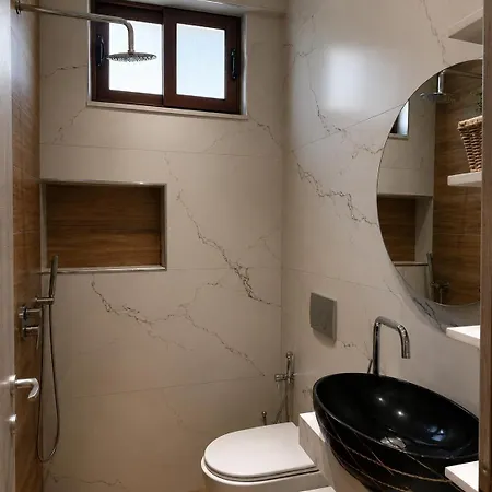 Ts Villa-mountain Views, Fireplace & Rustic Luxury Villa *