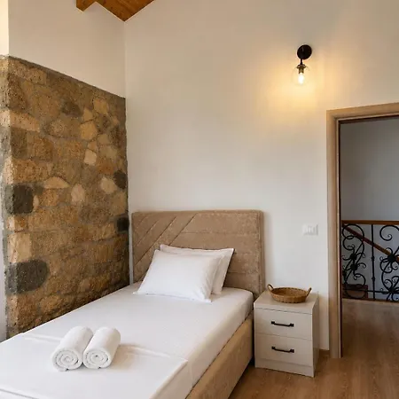 Ts Villa-mountain Views, Fireplace & Rustic Luxury * Krujë