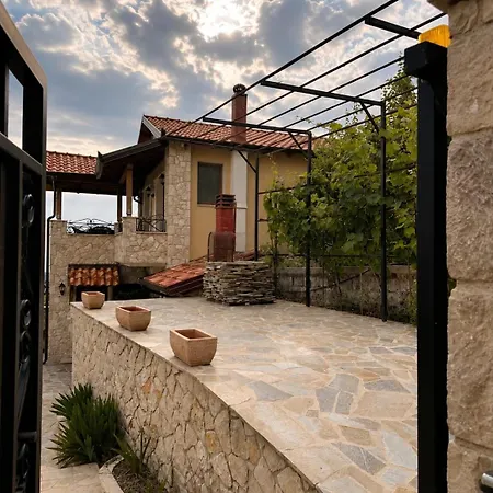 Ts Villa-mountain Views, Fireplace & Rustic Luxury * Krujë